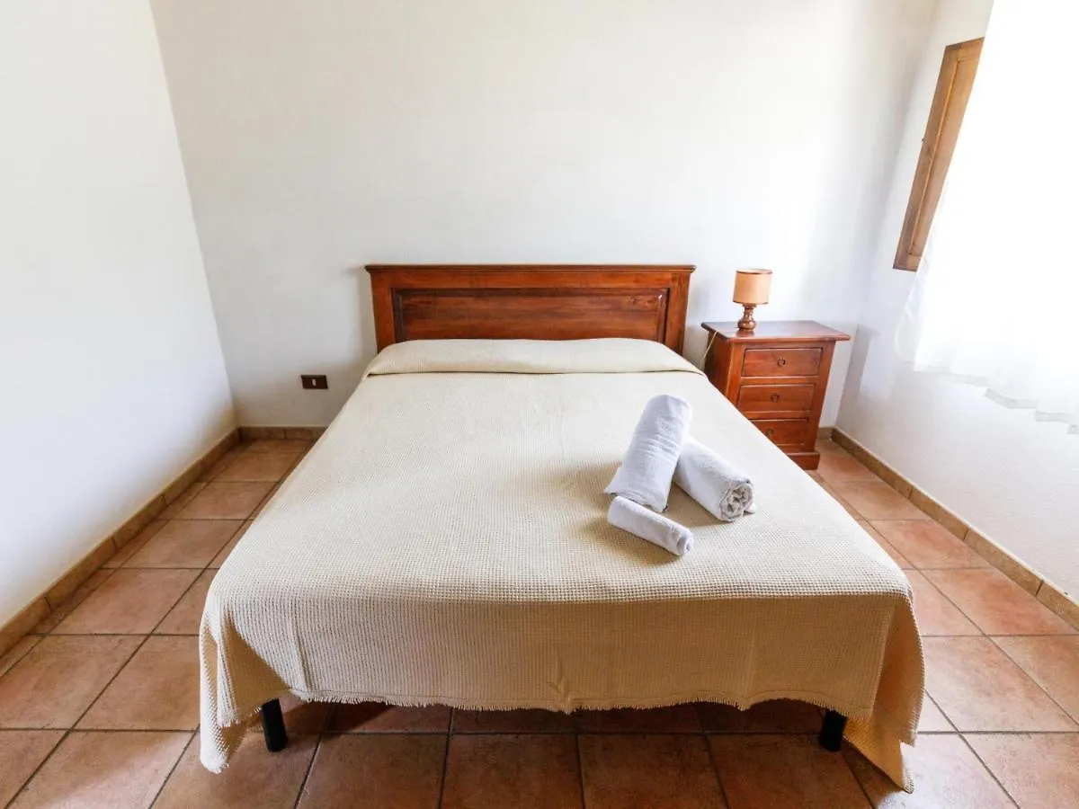 B Giagumeddu 10A Bilo Apartment Badesi